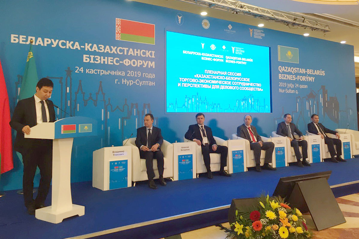 МТЗ подписал в Казахстане ряд контрактов
